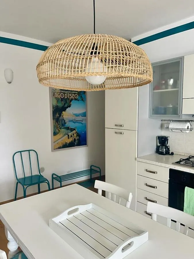 Miralago Casa Vacanze Riva di Solto 0*,