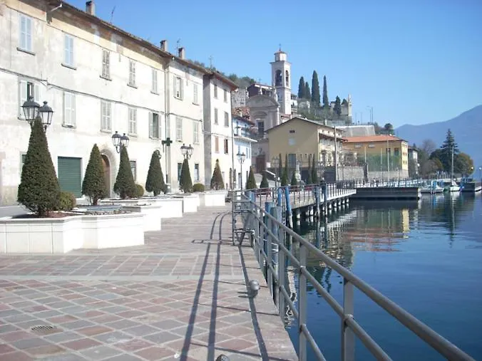 Miralago Casa Vacanze Apartment Riva di Solto